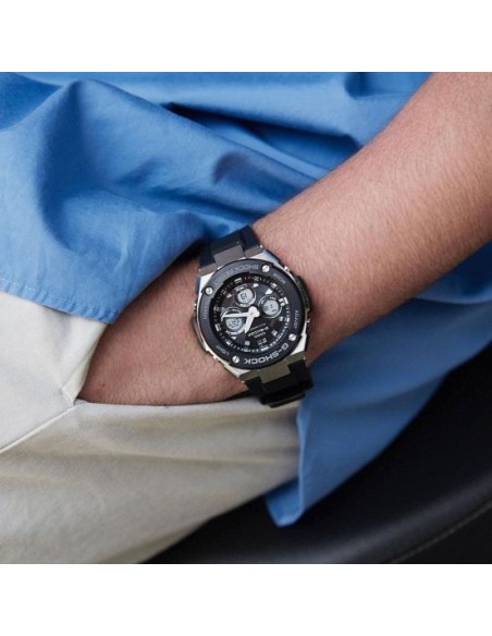 CASIO G-SHOCK GST-W300-1AER