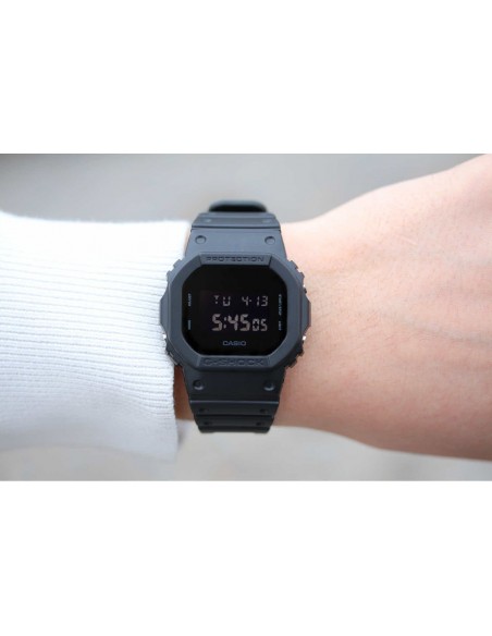 CASIO G-SHOCK | DW-5600BB-1ER