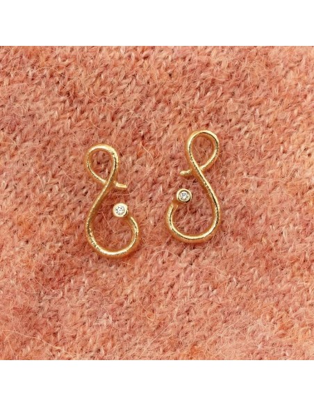 PER BORUP - OPHELIA ØRESTIKKER