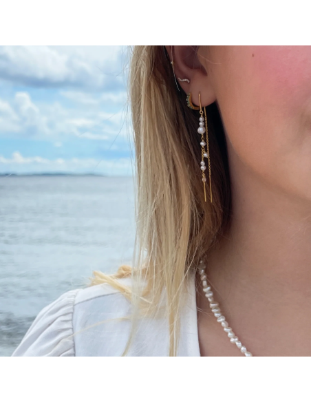 SISTIE - Sofia - Forgyldt ørering med ferskvandsperler SISTIE - Sofia - Forgyldt ørering med ferskvandsperler