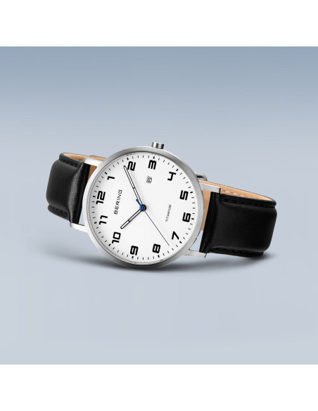 BERING | Titanium | børstet sølv | 18640-404