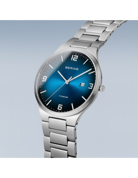 BERING | Titanium | børstet sølv | 15240-777