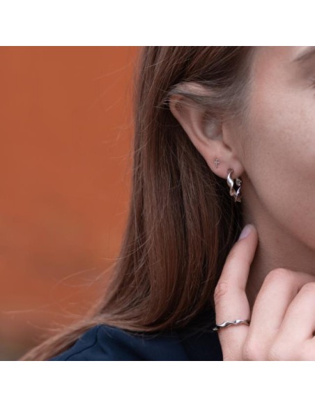 NORDAHL JEWELLERY | Rhod. sølvørestik kors PIERCE52 1 stk.