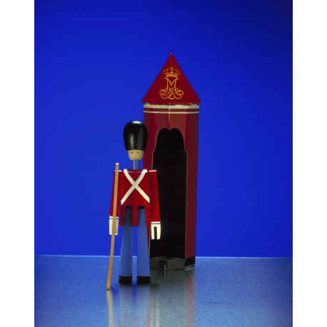 KAY BOJESEN - MENIG MED GEVÆR - TRÆFIGUR I MALET BØG