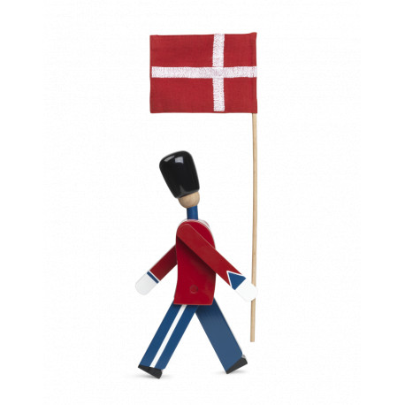 KAY BOJESEN - FANEBÆRER MED FLAG I TEKSTIL - TRÆFIGUR I MALET BØG