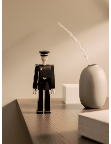 Kay Bojesen | Politimand Sort H20 Kay Bojesen | Politimand Sort H20