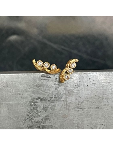 STINE A | FLOW EARRING WITH THREE STONES - SINGLE