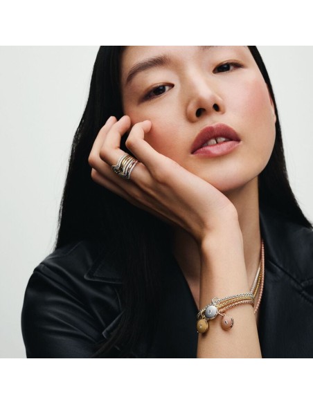 PANDORA Funklende Bølgering | Smuk Ring med Glitrende Detaljer PANDORA Funklende Bølgering | Smuk Ring med Glitrende Detaljer