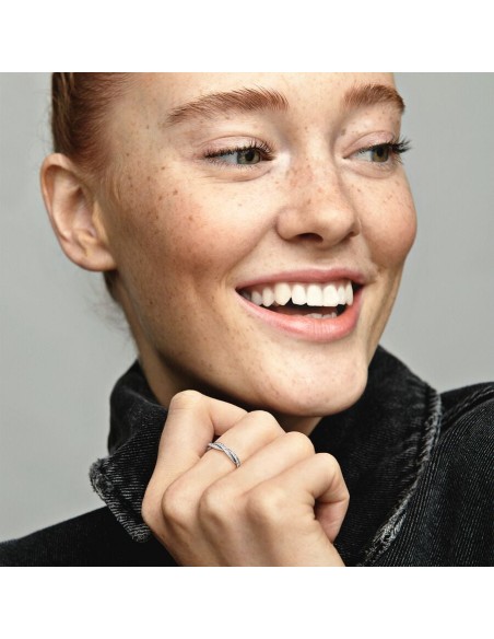 PANDORA | Funklende Snoede Linjer Ring PANDORA | Funklende Snoede Linjer Ring