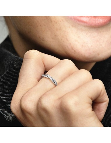 PANDORA | Funklende Snoede Linjer Ring