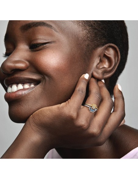 PANDORA | Kosmisk Blå Funklende Måne ring PANDORA | Kosmisk Blå Funklende Måne ring