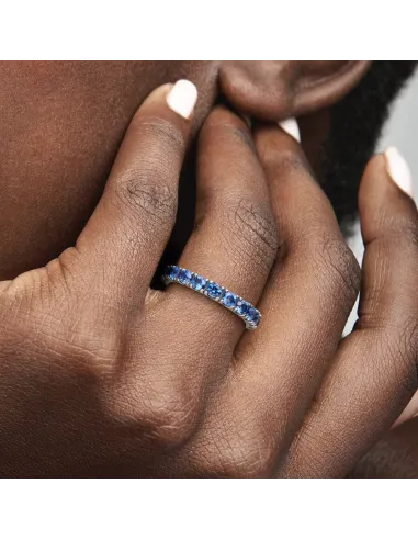 PANDORA | Funklende Række Eternity Ring