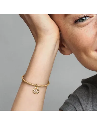 PANDORA Sagittarius Zodiac Charm med Vedhæng | Udforsk Din Eventyrlyst