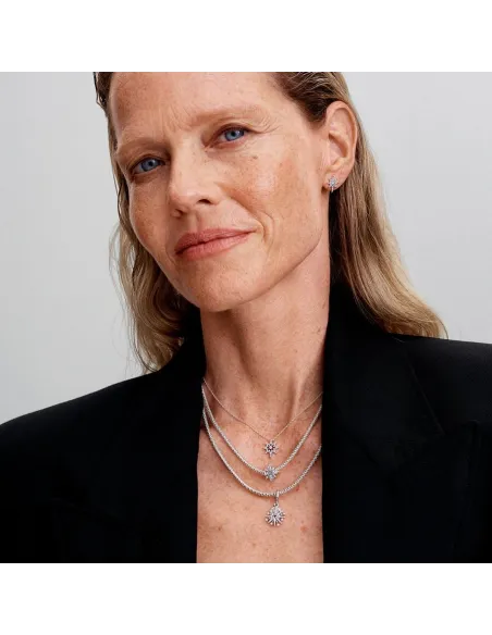 Pandora halskæde med nordstjernevedhæng i sterlingsølv og klar zirkon. Pandora halskæde med nordstjernevedhæng i sterlingsølv og klar zirkon.