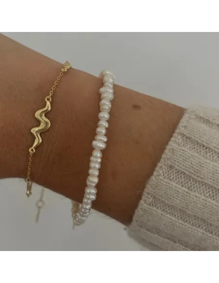 Reve Bracelet, delikat armbånd fra Tides kollektionen med bølgevedhæng
