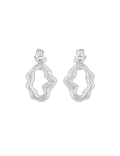 Nara Earrings – chunky ørestikker med bølget vedhæng, inspireret af havet.