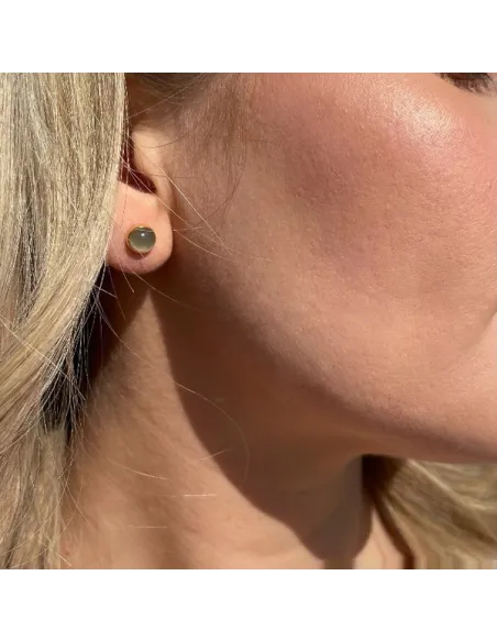 Heiring Koule Ørering – ørestik med fersken-månesten, naturlig elegance.