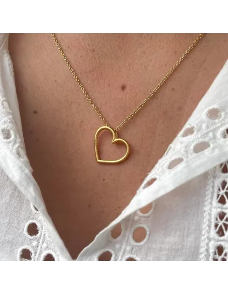 Heiring Heart Pendant – hjerteformet vedhæng, tidløs og romantisk stil Heiring Heart Pendant – hjerteformet vedhæng, tidløs og romantisk stil