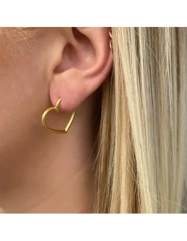 Heiring Heart Creol – romantiske creoler med hjertevedhæng, tidløs stil."