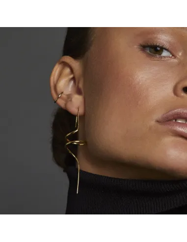 Grace Spiral 02 ørering – 18K guldbelagt sølv med zirkonia, 7 cm lang