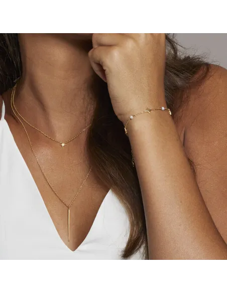 Venus Bracelet 01 – 18K guldbelagt sølvarmbånd med ferskvandsperler, justerbar 16+2 cm