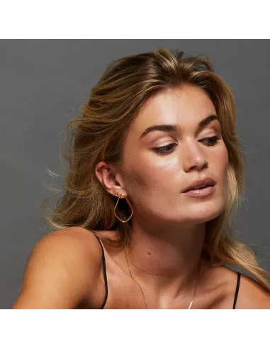 Grace Earstud 24 – 18K guldbelagt sølvørestik, 8 mm, inspireret af Grace Kelly