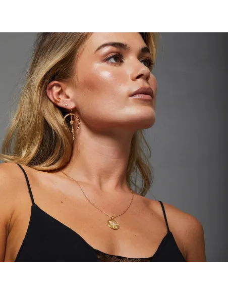 Venus Earring 03 – 18K guldbelagt sølvørering, 5,7 cm høj, inspireret af Venus