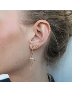 Eclipse Earstud 16 – 18K guldbelagt sølvørestik med zirkonia, 2,8 mm høj, minimalistisk design 2