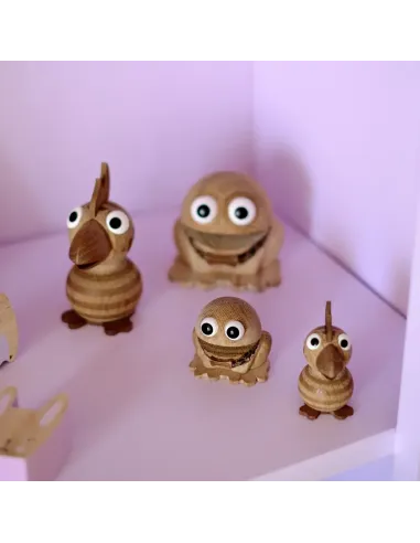 Træfigur, Kaj 8 cm Håndlavet træfigur fra den danske tv-serie “Kaj & Andrea