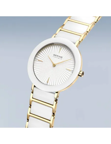 BERING Classic Ur – Poleret guld, rustfrit stål med keramiske links. BERING Classic Ur – Poleret guld, rustfrit stål med keramiske links.