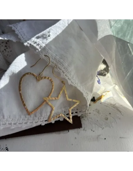 STINE A | Power Heart Earring - Single