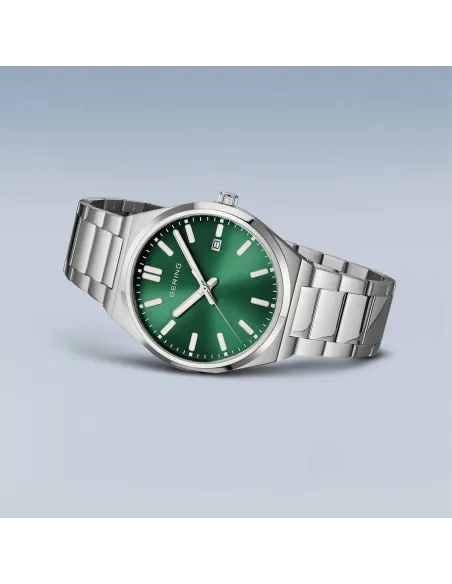 BERING Classic Ur – Poleret sølv, blå urskive.