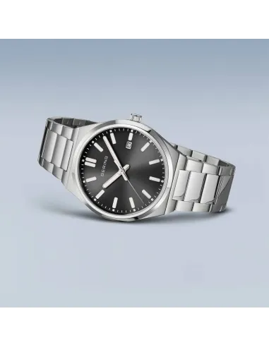 BERING Classic Ur – Poleret sølv, blå urskive.