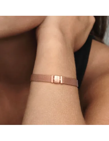 Funklende Krydsende Stjerne Charm – Sterlingsølv og 14 kt. guldbelægning med pavé