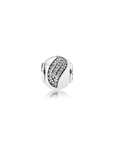 Funklende Krydsende Stjerne Charm – Sterlingsølv og 14 kt. guldbelægning med pavé Funklende Krydsende Stjerne Charm – Sterlingsølv og 14 kt. guldbelægning med pavé