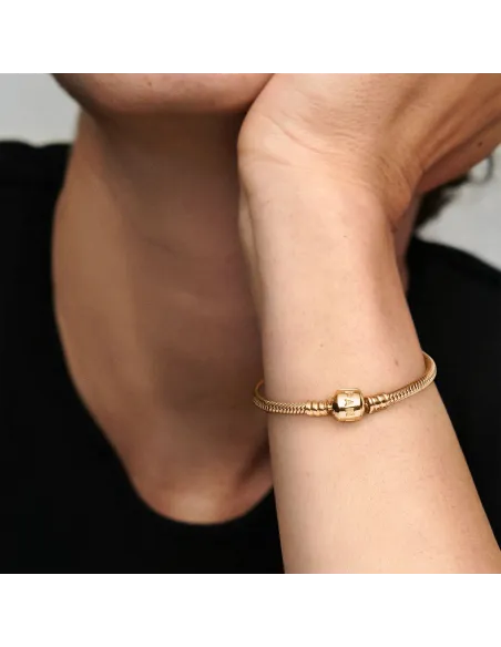 PANDORA | Pandora Moments 14 k guld Slangekædearmbånd PANDORA | Pandora Moments 14 k guld Slangekædearmbånd