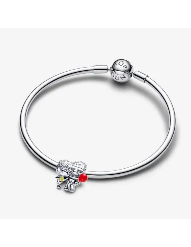 Pandora Lysende Engel Charm i sterlingsølv med funklende sten og stjernevedhæng.