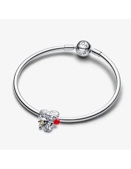 Pandora Lysende Engel Charm i sterlingsølv med funklende sten og stjernevedhæng.