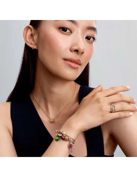 Pandora Lysende Engel Charm i sterlingsølv med funklende sten og stjernevedhæng. Pandora Lysende Engel Charm i sterlingsølv med funklende sten og stjernevedhæng.