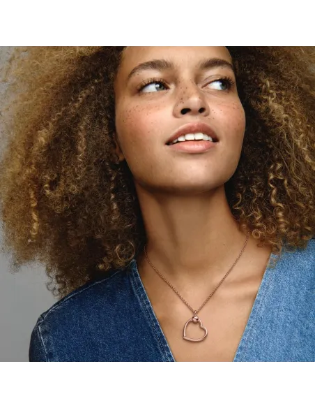 Funklende Krydsende Stjerne Charm – Sterlingsølv og 14 kt. guldbelægning med pavé Funklende Krydsende Stjerne Charm – Sterlingsølv og 14 kt. guldbelægning med pavé