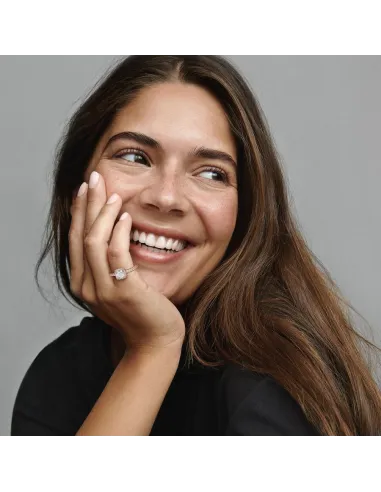 PANDORA | Kvadratisk Funklende Halo Ring