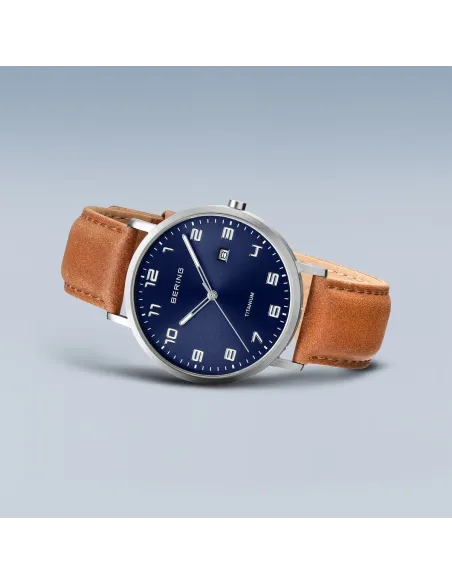 BERING | Titanium | børstet sølv | 18640-567