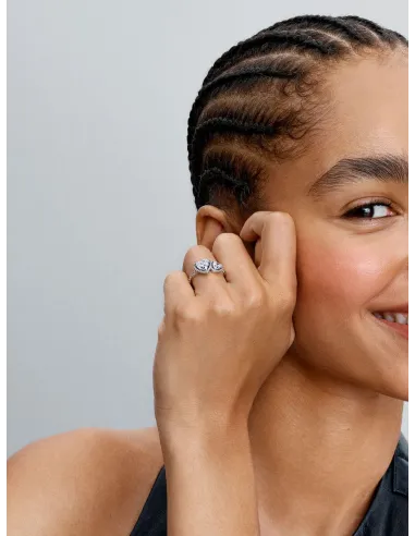 PANDORA | Funklende Halo Hjerter Ring