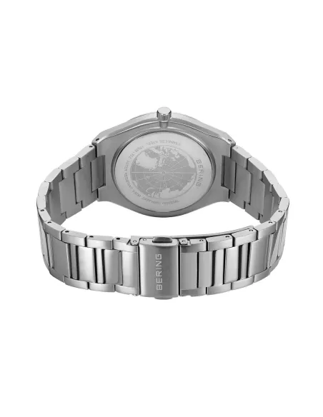 BERING Classic Ur – Poleret sølv, blå urskive. BERING Classic Ur – Poleret sølv, blå urskive.