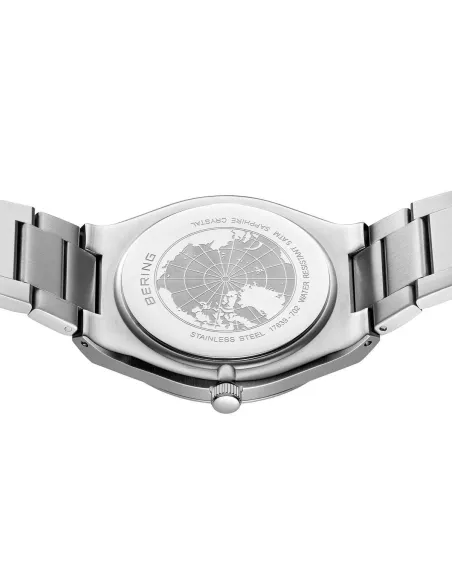 BERING Classic Ur – Poleret sølv, blå urskive.