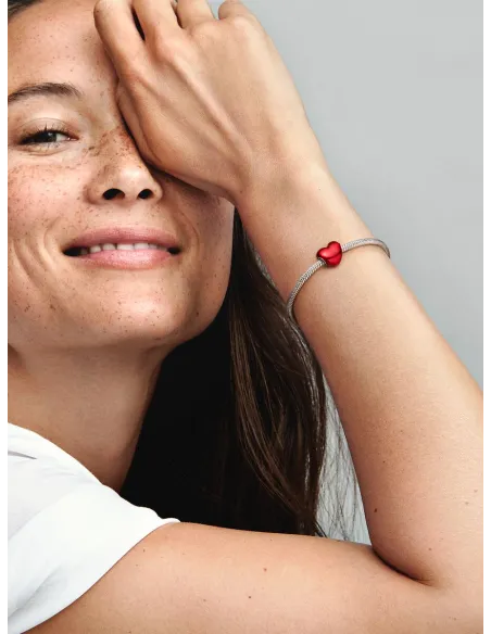 PANDORA | Metallisk Rødt Hjerte Charm Sterlingsølv PANDORA | Metallisk Rødt Hjerte Charm Sterlingsølv