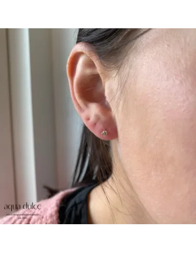 AQUA DULCE | MINI KAYA OLIVE EARSTUD | SILVER