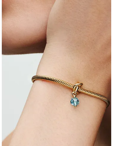 PANDORA | Marts Facetteret Havblå Evighedscirkel Charm med vedhæng 14 kt. guldbelægning