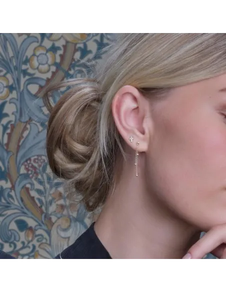 Siersbøl | 8kt. guldørestikker kors m/cz