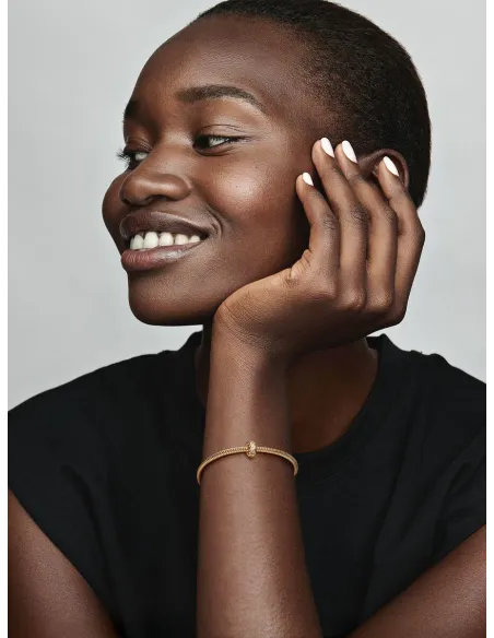 PANDORA | Klemmeledscharm med tekstur 14 kt. guldbelægning PANDORA | Klemmeledscharm med tekstur 14 kt. guldbelægning